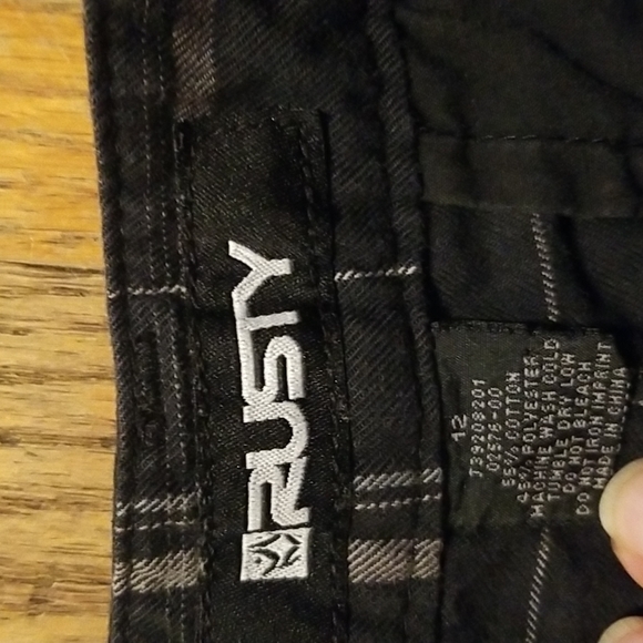 Rusty Shorts - Picture 4 of 7